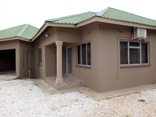 3 Bedroom House For Rent In Ibex Hill