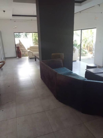 3-bedroom-house-for-rent-in-waterfalls-big-5