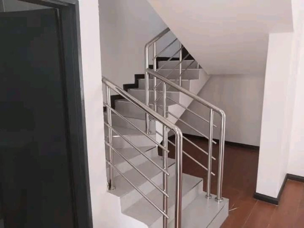 3-bedroom-flat-for-rent-in-olympia-big-5