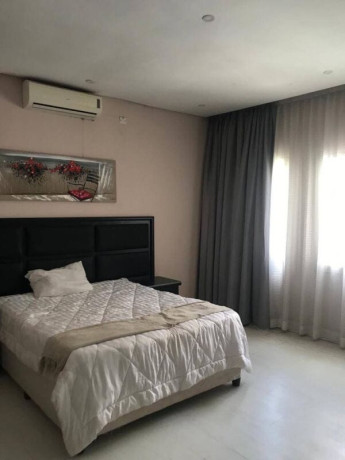 3-bedroom-flat-in-eureka-park-big-8