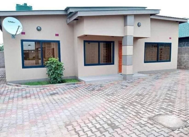 2-bedroom-house-for-rent-in-chalala-big-0