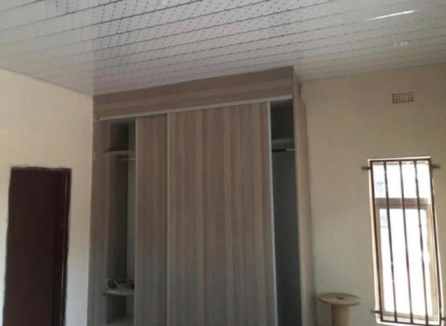 2-bedroomed-house-for-rent-big-2