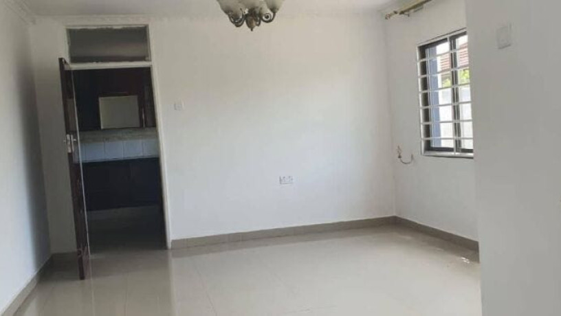 3-bedroom-flat-for-rent-in-salama-park-big-2