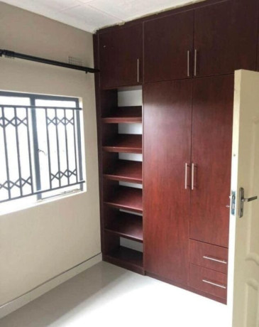 2-bedroomed-flat-for-rent-in-chalala-big-3