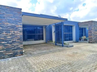 fully-furnished-flat-with-master-bedroom-in-gated-community