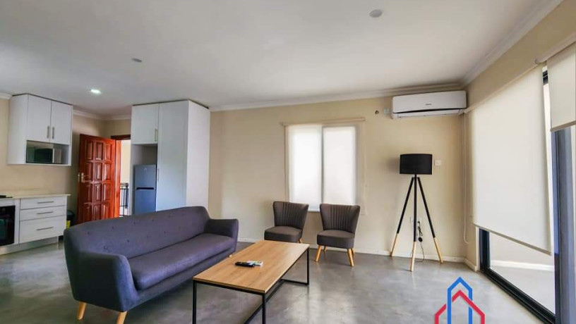 2-bed-2-bath-furnished-and-serviced-apartment-in-roma-big-0