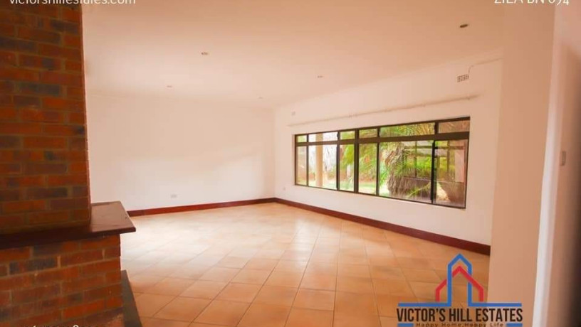 3-bed-35-bath-villa-for-rent-in-woodlands-big-2