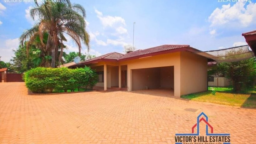 3-bed-35-bath-villa-for-rent-in-woodlands-big-1