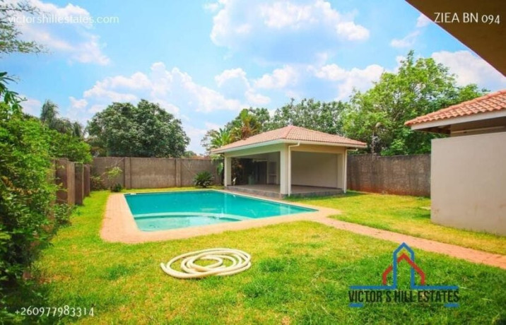 3-bed-35-bath-villa-for-rent-in-woodlands-big-0