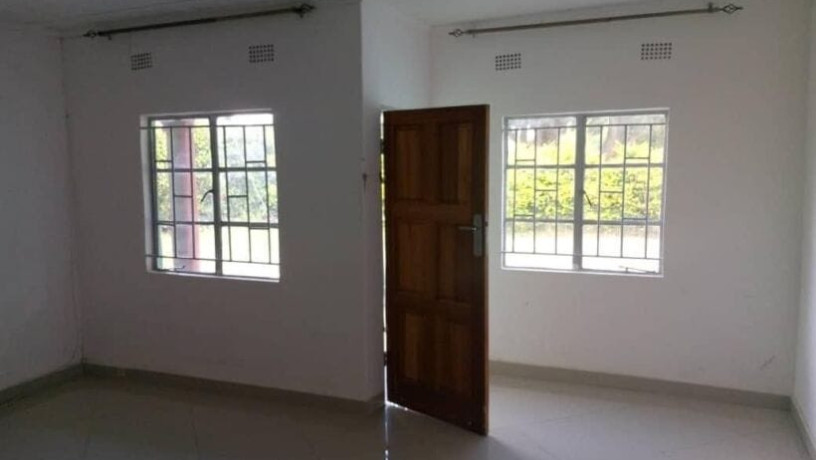 2-bedroom-semi-detached-flat-for-rent-in-ibex-hill-big-8