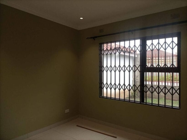 2-bedroom-flat-for-rent-in-roma-park-big-6