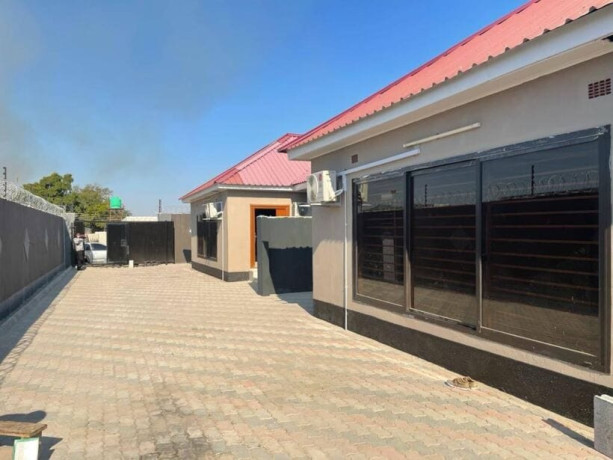 3-bedroom-flat-for-rent-in-meanwood-ndeke-big-0