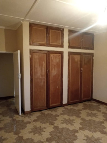 5-bedroom-stand-alone-for-rent-in-chalala-big-2