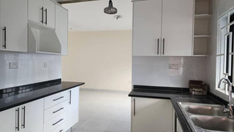 3-bedroom-flat-for-rent-in-meanwood-ibex-big-0