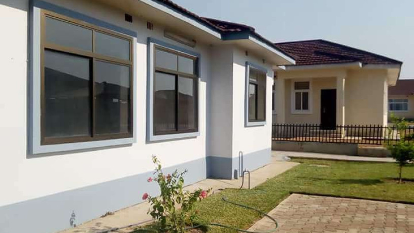 3-bedroom-standalone-house-for-rent-in-silverest-gardens-big-5