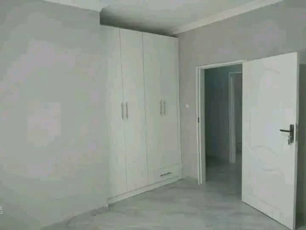 3-bedroom-semi-detached-flat-for-rent-in-silverest-big-7