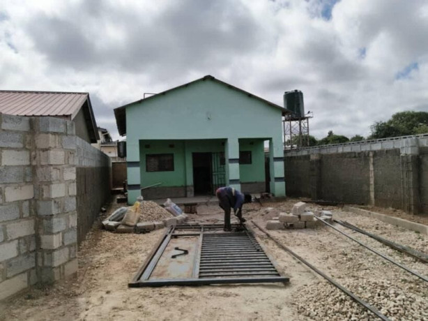 1-bedroom-house-for-rent-in-ibex-hill-big-6