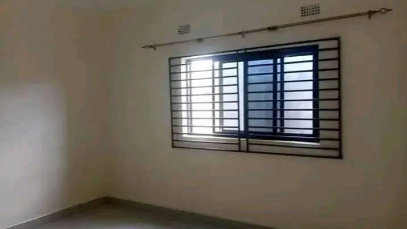 2-bedroom-flat-for-rent-in-makeni-east-big-5