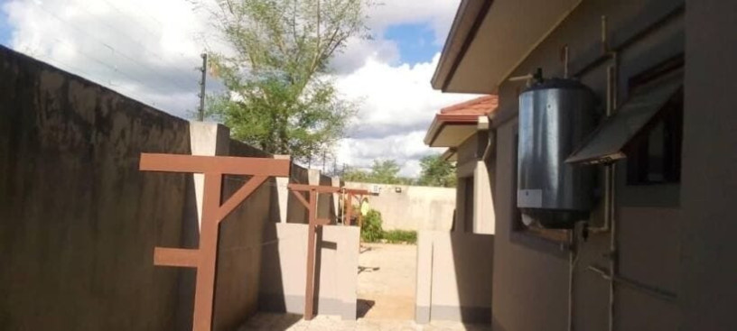 2-bedroom-house-for-rent-in-chalala-big-7
