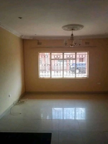 2-bedroom-flat-for-rent-in-chalala-big-4