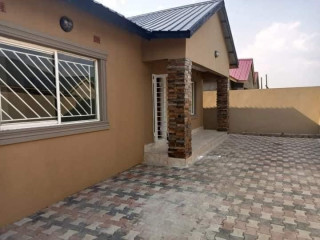 3 Bedroom House For Rent in Chalala