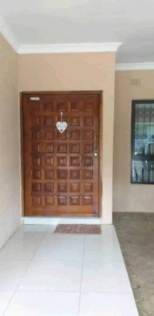 3-bedroom-flat-for-rent-in-ibex-hill-big-8