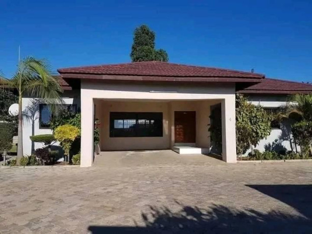 3-bedroom-flat-for-rent-in-ibex-hill-big-2