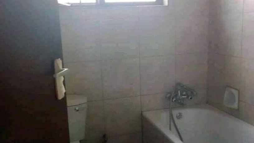 2-bedroom-flat-for-rent-in-chalala-big-5