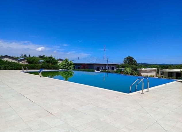 3-bedroom-flats-for-rent-in-ibex-hill-big-2