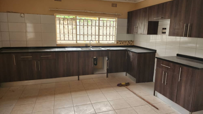 6-bedroom-stand-alone-for-rent-in-woodlands-big-6