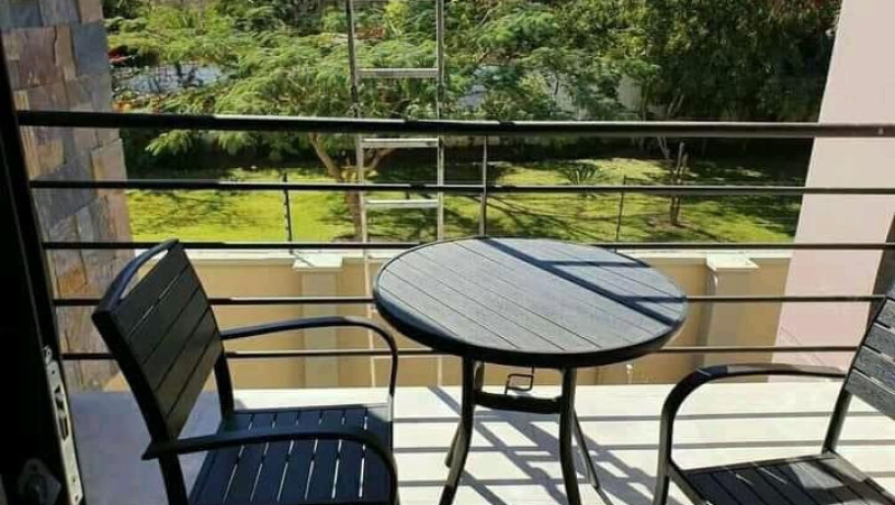 2-bedroom-flat-for-rent-in-longacres-big-3