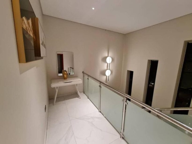 3-bedroom-villa-for-rent-in-rhodespark-big-4