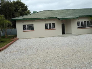 3 Bedroom For Rent in Makeni BONAVENTURE