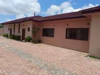 2 Bedroom Flat For Rent in Foxdale