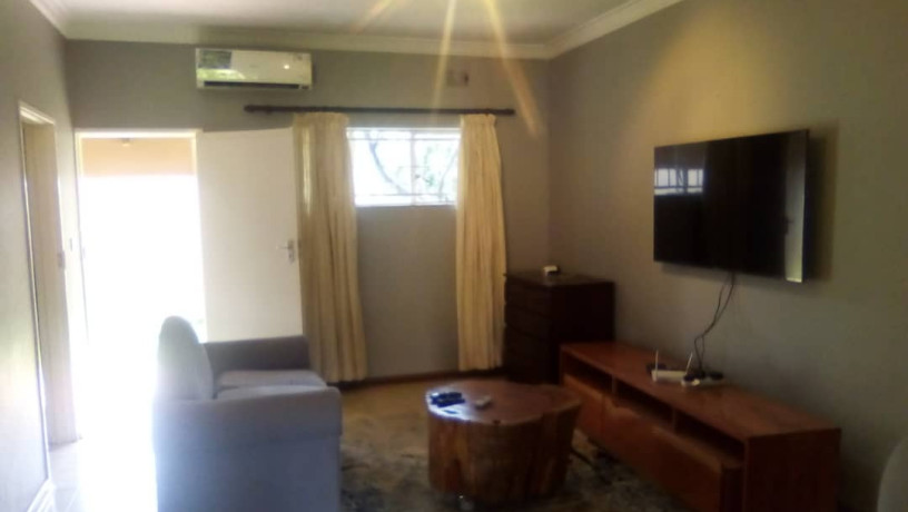 3-bedroom-flat-for-rent-in-kabulonga-big-1