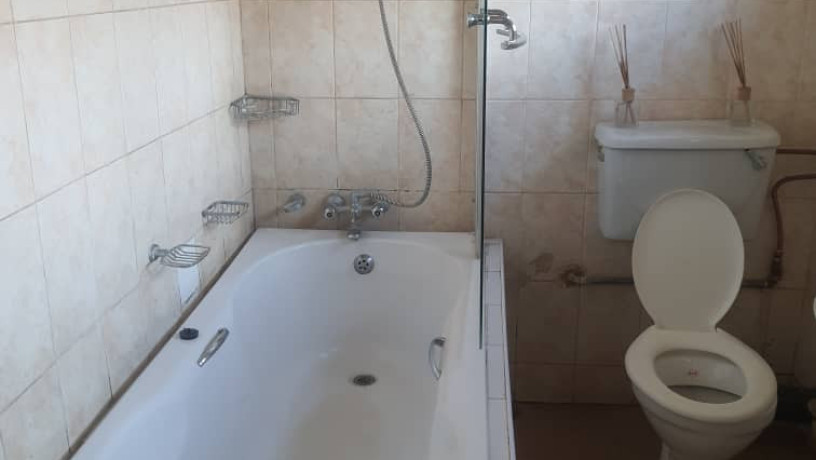 2-bedroom-flat-for-rent-in-roma-big-4