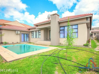 4-bedroom-in-villa-roma-park