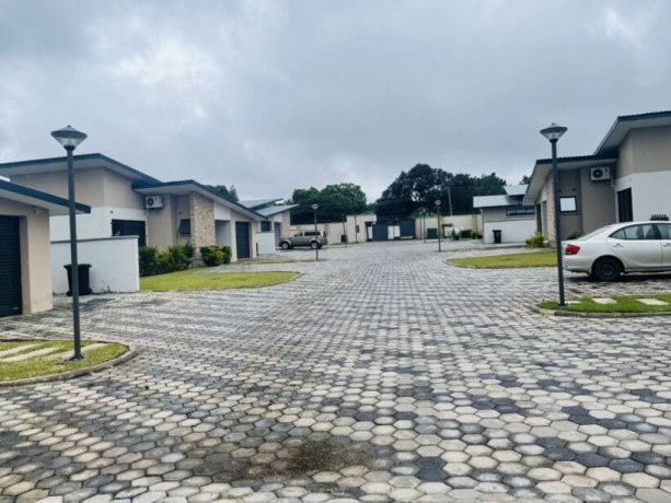 exquisite-three-bedroom-house-in-kabulonga-big-1