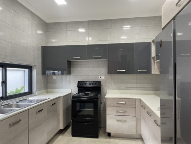 exquisite-three-bedroom-house-in-kabulonga-big-5