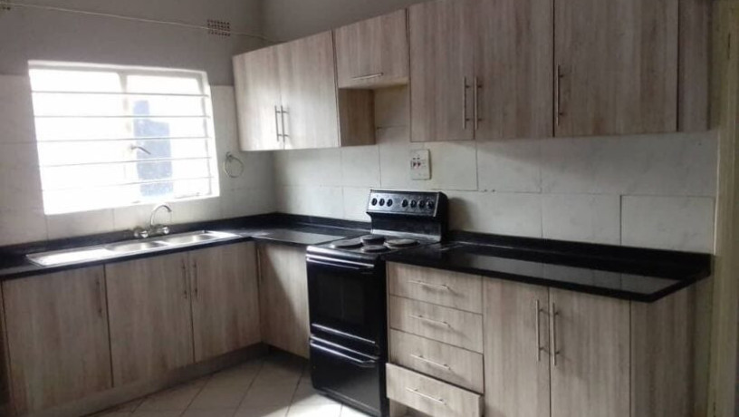 2-bedroom-flat-for-rent-in-olympia-big-0