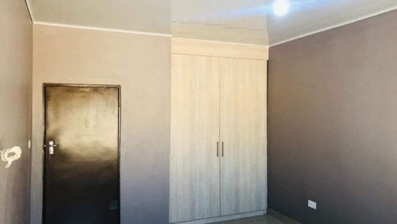 2-bedroom-flat-for-rent-in-meanwood-ndeke-big-2