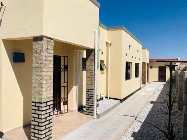 2-bedroom-flat-for-rent-in-meanwood-ndeke-big-9