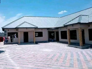 2-bedroom-flat-for-rent-in-chamba-valley