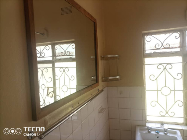3-bedroom-house-for-rent-in-rhodes-park-big-3