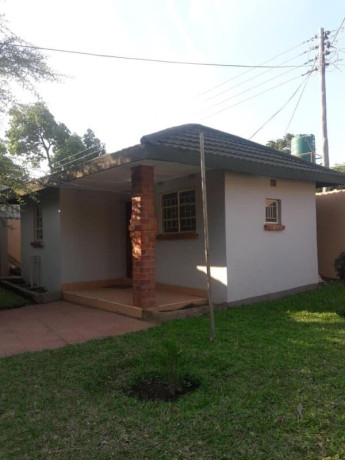 neat-and-spacious-bedsitter-in-avondale-big-1