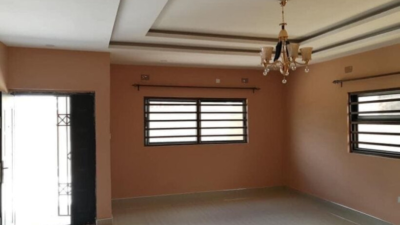 2-bedroom-flat-for-rent-in-chalala-big-1