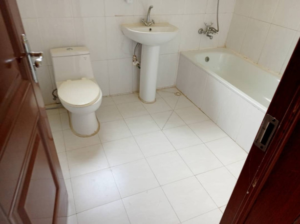 4-bedroom-house-for-rent-in-silverest-garden-big-6