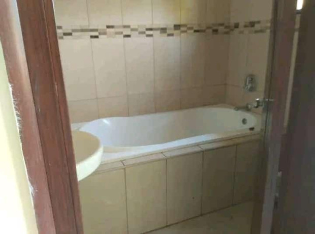 3-bedroom-flat-for-rent-in-makeni-bonaventure-big-2