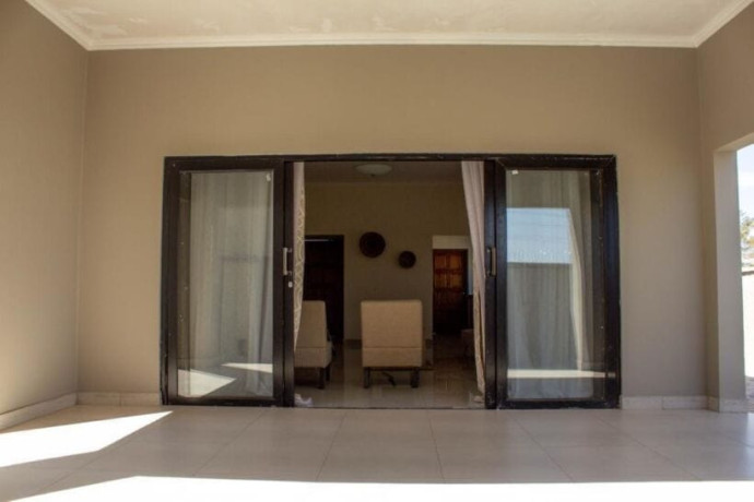 3-bedroom-flat-for-rent-in-ibex-hill-big-8