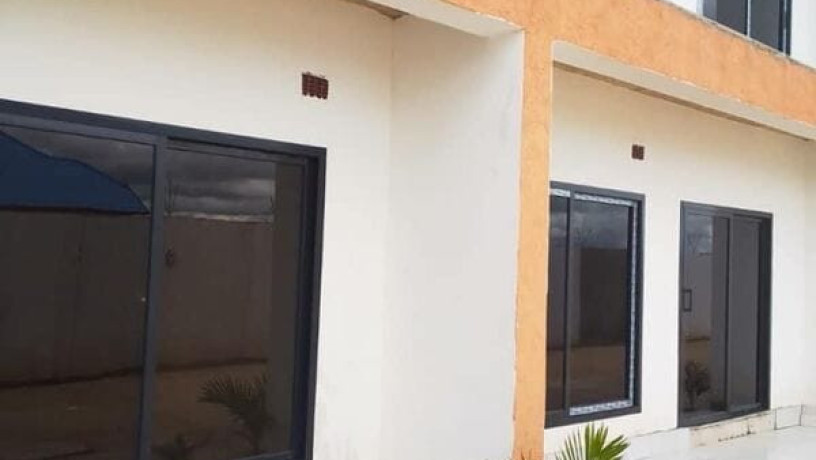 3-bedroom-flat-for-rent-in-lilayi-big-0